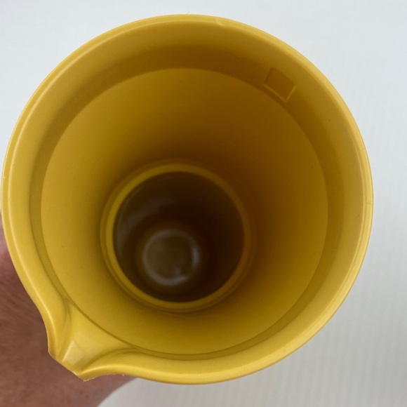 Vintage Tupperware Oil and Vinegar Set 8 ounce Dressing Cruets - Picture 7 of 11